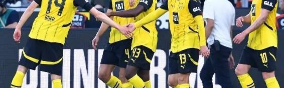 德甲悲喜一夜！拜仁2-2爆冷6分领跑，争冠悬念重生，勒沃库森0-0