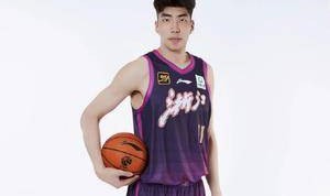 一文读懂余嘉豪留洋：今夏留洋第3人 加盟西甲倒三仍面临4中锋竞争
